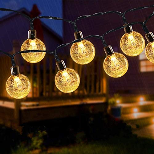 Cadena de luz solar al aire libre 24 pies 50 LED Luz solar para jardín Luz de decoración de bola de vidrio impermeable para la fiesta familiar en el jardín de Navidad (amarillo cálido)