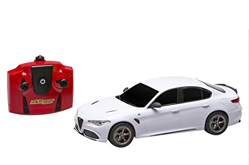 Reel Toys Reeltoys2169 Alfa Romeo Giulia Quadrifoglio, escala 1:24, colores variados, 1 unidad Reel Toys Reeltoys2169 Alfa Romeo Giulia Quadrifoglio, escala 1:24, colores variados, 1 unidad