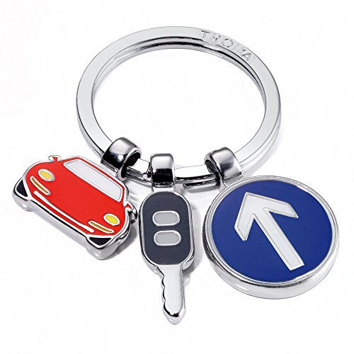 Llavero con 3 dijes: Coche, Llave de Coche y señal de tránsito, Metal Fundido/es Llavero con 3 dijes: Coche, Llave de Coche y señal de tránsito, Metal Fundido/es