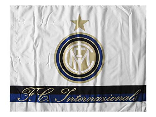 Bandera del Inter Pequeña. Tamaño 70 x 50 cm. Color blanco con escudo y detalles dorados. Rayas negras. Producto oficial del F.C. Internacional.