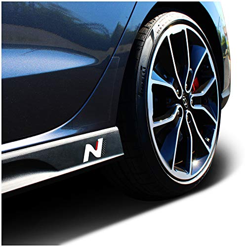 Juego de 2 láminas protectoras para el logotipo del faldón lateral, autoadhesivas, ajuste perfecto para el coche K055 (rojo/blanco/carbono)
