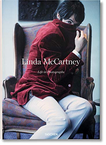 Linda McCartney. Life In Photographs: JU