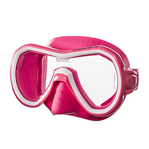 Máscara de silicona Giglio de Seac diseñada para la práctica de la natación y el esnórquel, que viene en 5 colores, con monolente y talla unisex para adultos