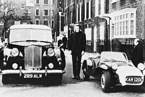 Patrick Mcgoohan 'S Lotus Seven S II Kar 120c en la calle de Londres El prisionero 2...