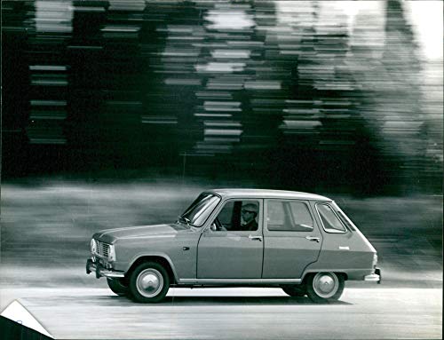Renault R6 - Vintage Press Photo